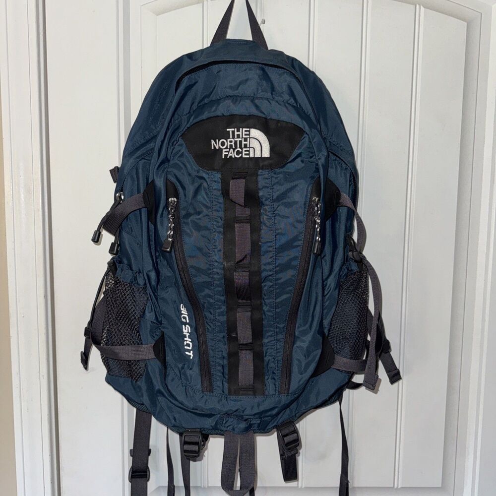 The North Face Big Shot 33L Backpack Teal Black Daypack Hiking Outdoor 21x14